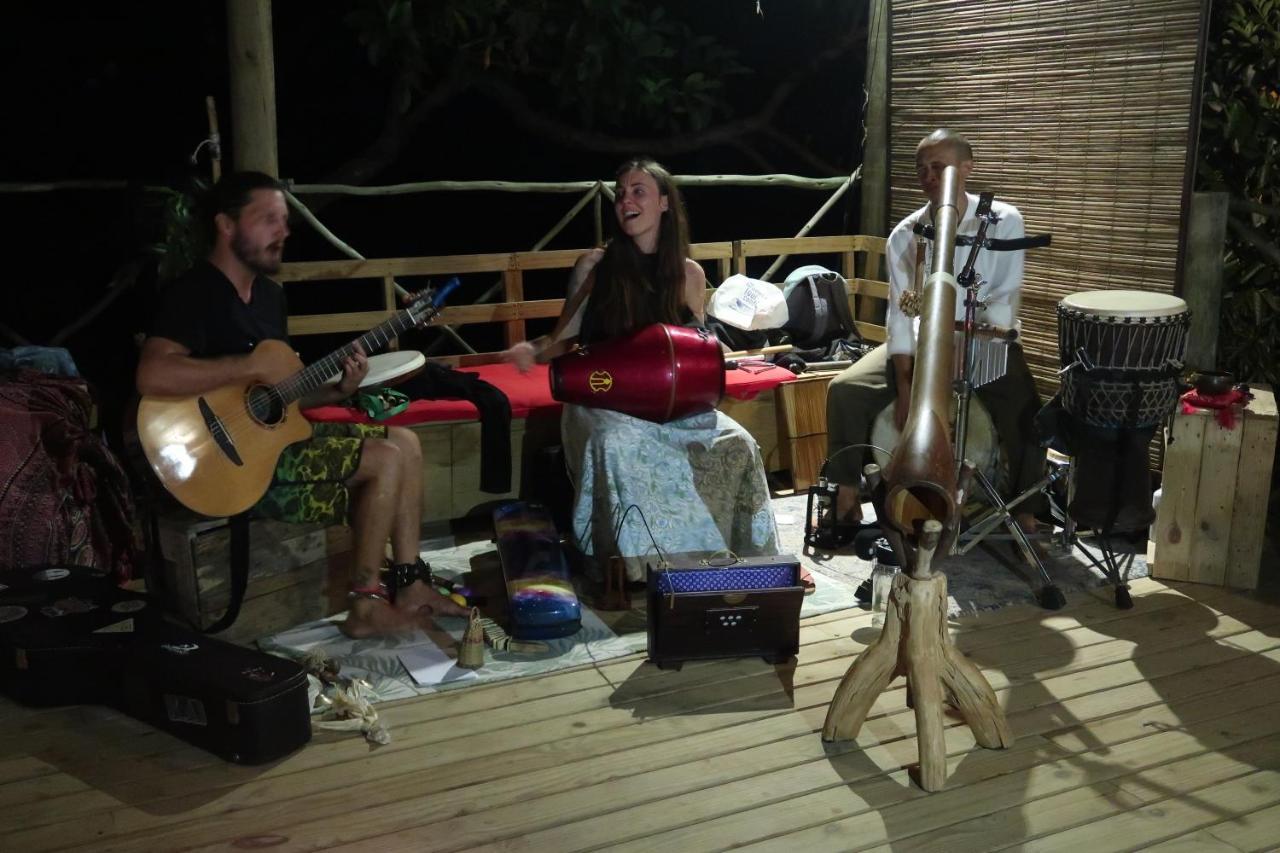 Grand River South East Otentic, Eco Tent Experience מראה חיצוני תמונה